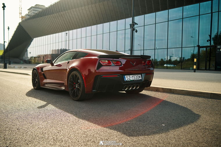 CORVETTA C7 Grand Sport