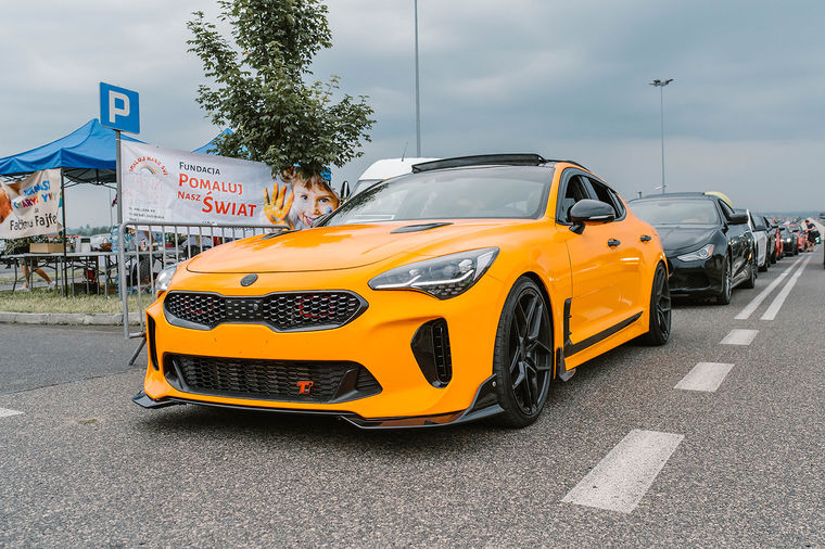 KIA STINGER
