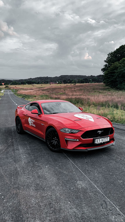 FORD Mustang GT