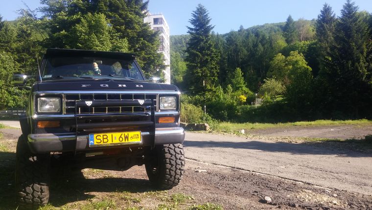 FORD Bronco