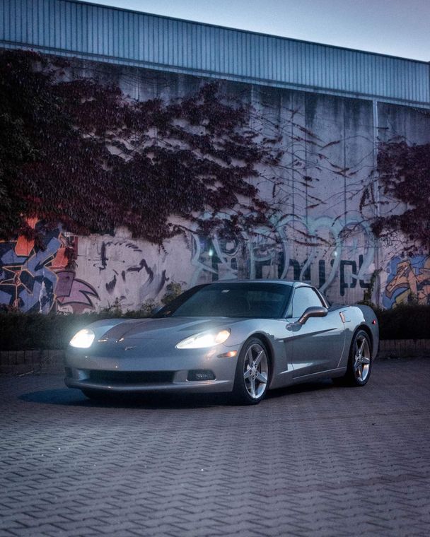 CHEVROLET Corvette
