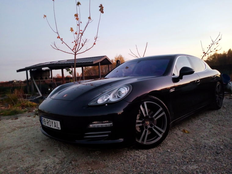 PORSCHE Panamera 4,8 V8
