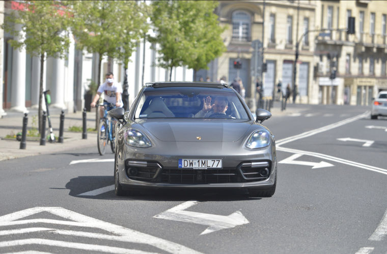 PORSCHE Panamera Turbo