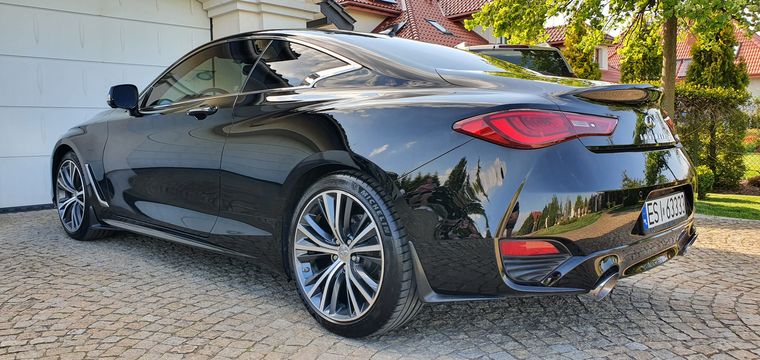 INFINITI Q60S